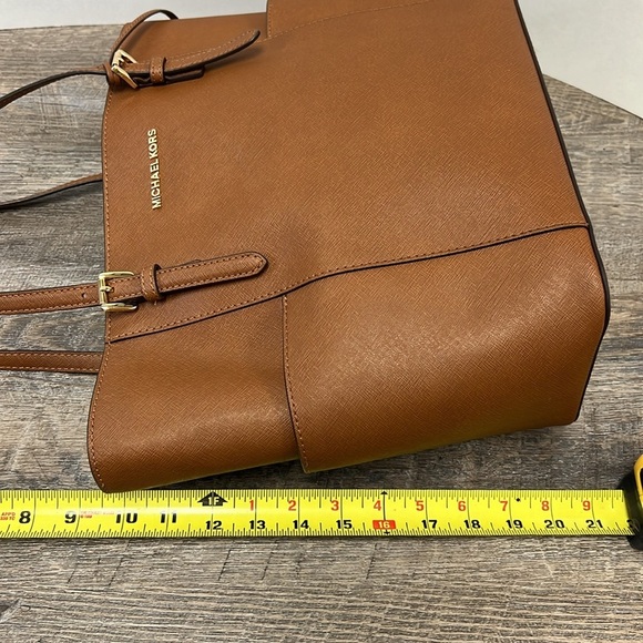 Michael Kors Large Saffiano Leather Top Zip Tote - Picture 12 of 15